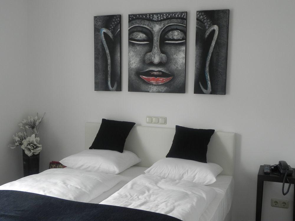 Hotel - Restaurant Uit De Kunst ไวเลิน ภายนอก รูปภาพ